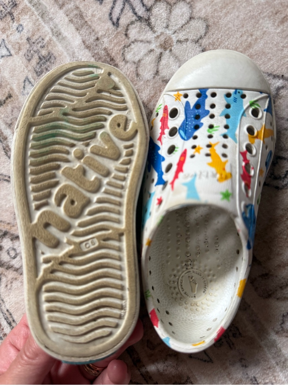 Native shoes - Picture 3 of 3